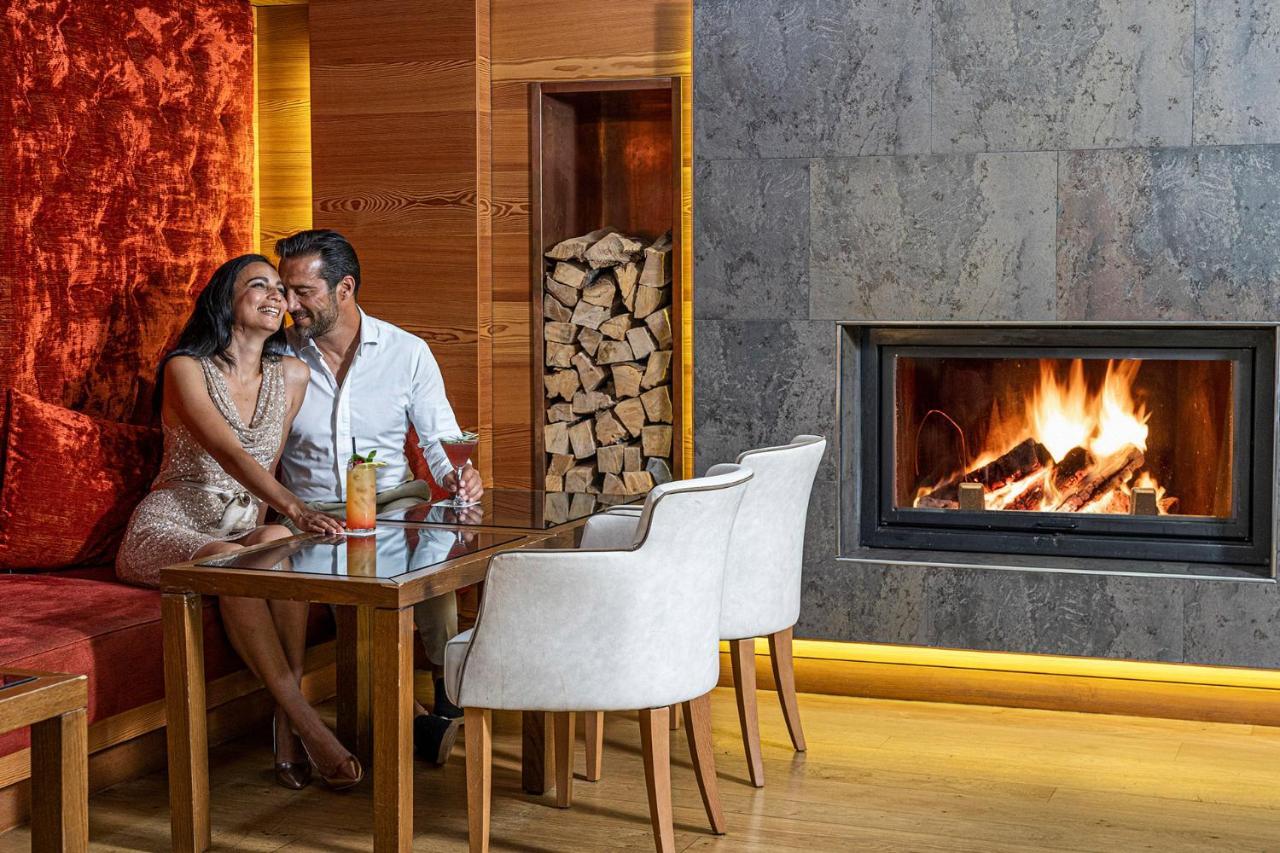 Majestic Hotel Madonna di Campiglio Exterior photo