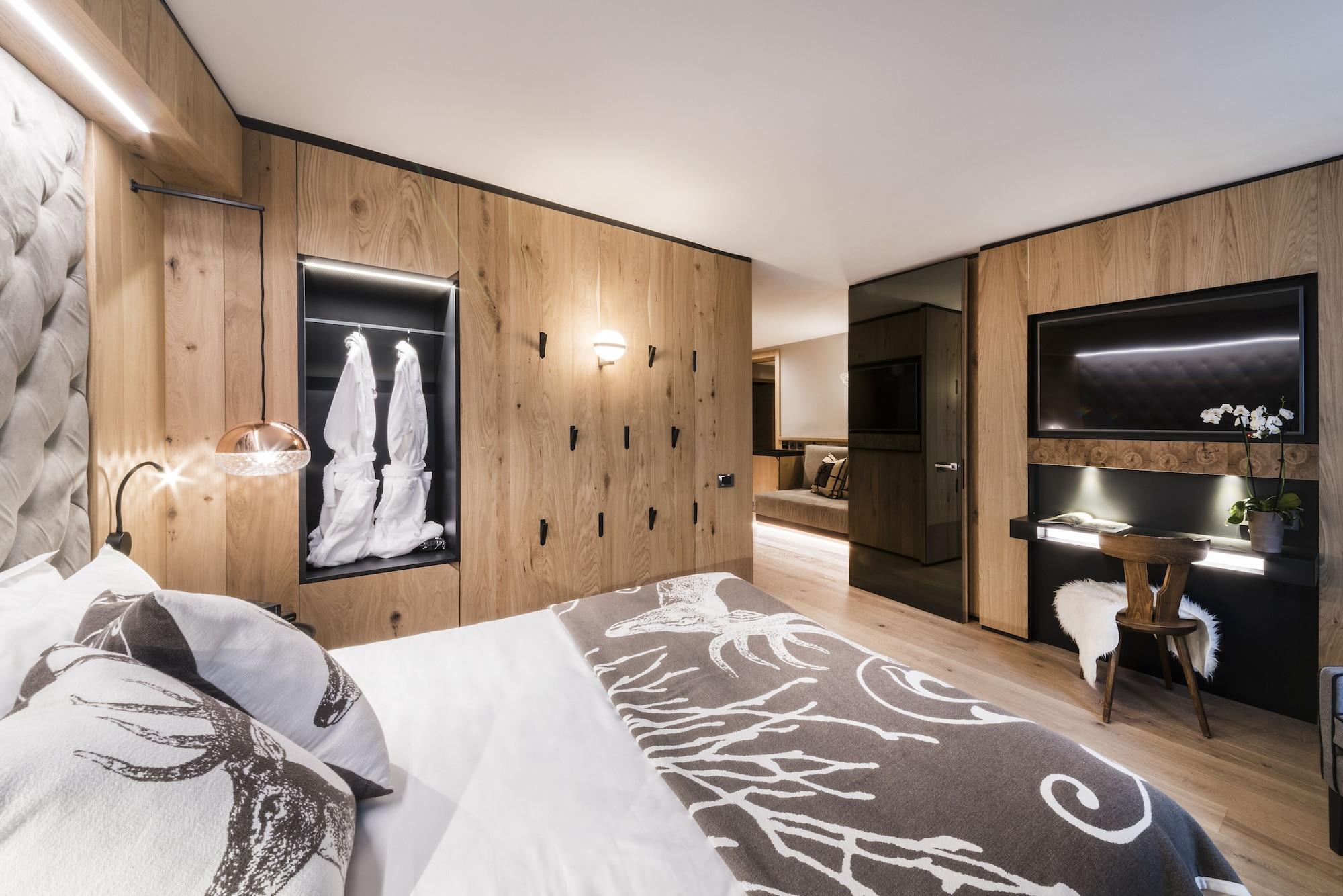 Majestic Hotel Madonna di Campiglio Exterior photo