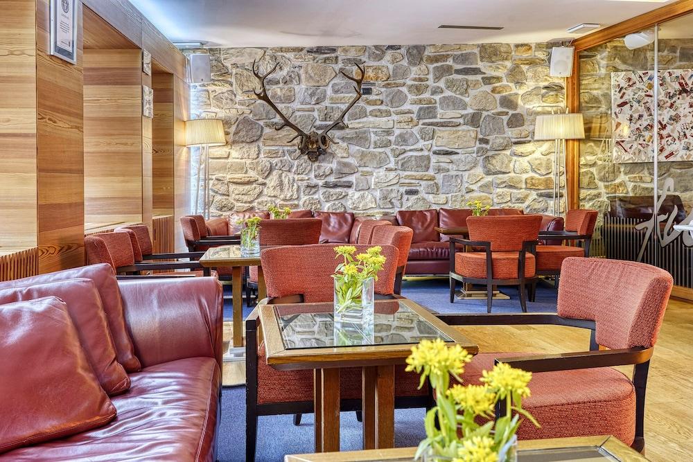 Majestic Hotel Madonna di Campiglio Exterior photo